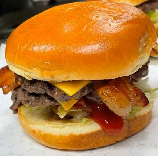 cheeseburgers cheeseburgers